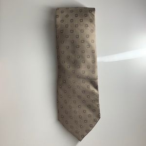 Michael Kors men’s silk necktie. Tan/brown.